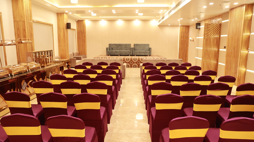 Hotel in Mauranipur 